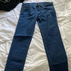 Blue skinny jeans